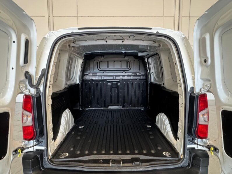 Peugeot Partner Pro Standard BlueHDi