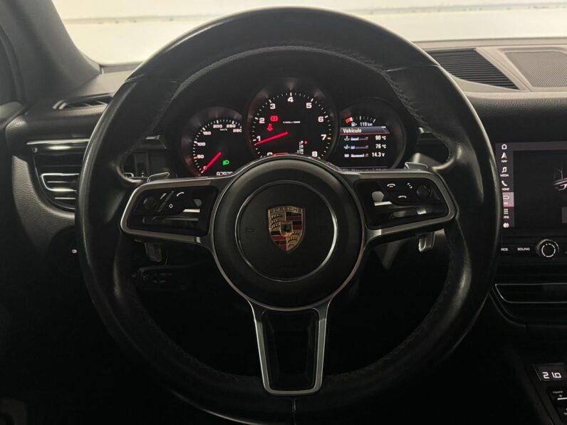 Porsche Macan Macan