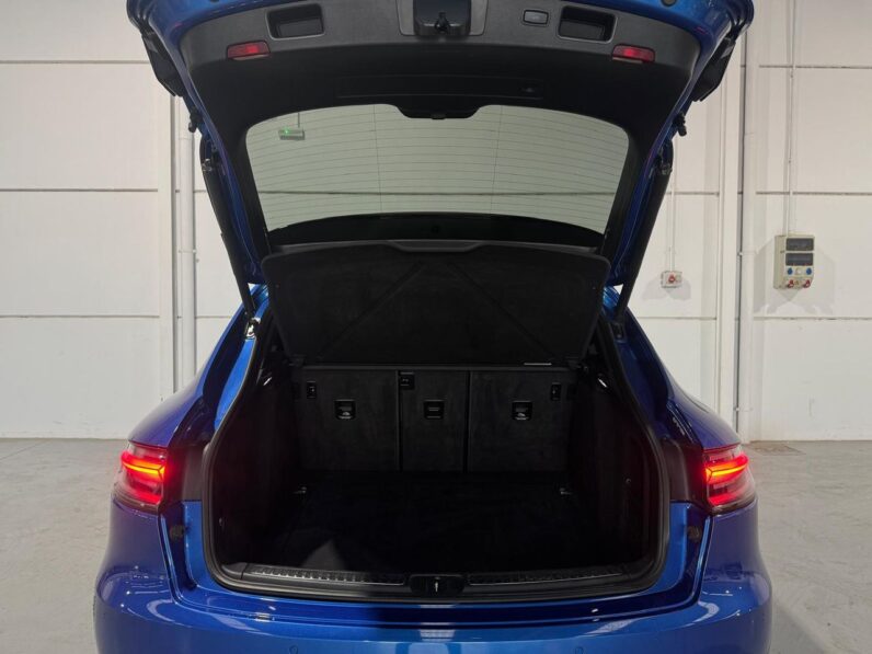 Porsche Macan Macan