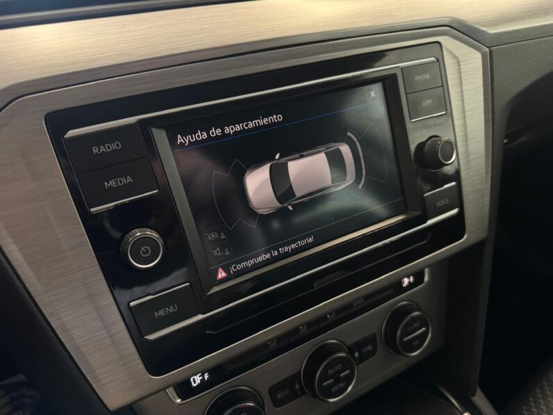 Volkswagen Passat 1.6 TDI 88 kW